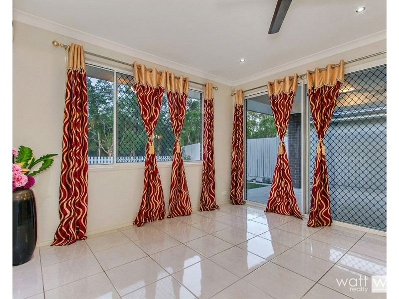 56 Somerset Drive, Carseldine QLD 4034