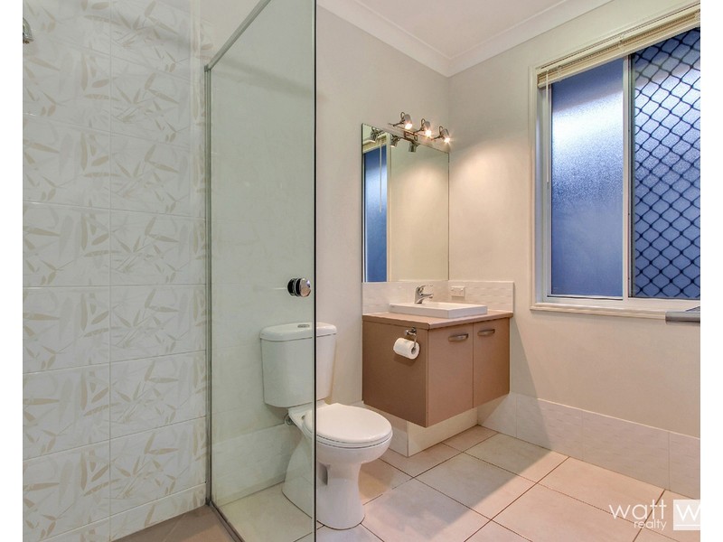 56 Somerset Drive, Carseldine QLD 4034