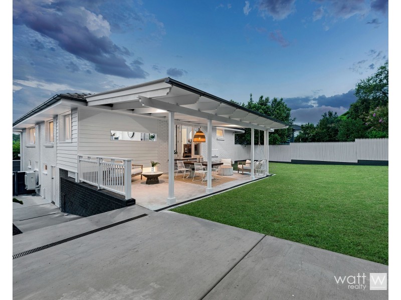 81 Maundrell Terrace, Chermside West QLD 4032