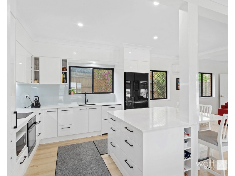 10 Farrell Place, Boondall QLD 4034