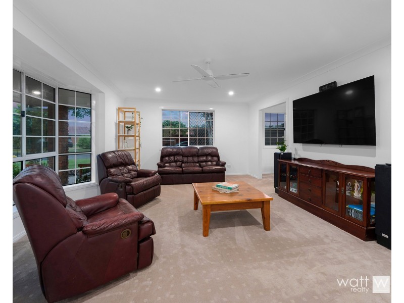 2 Chardonnay Court, Carseldine QLD 4034