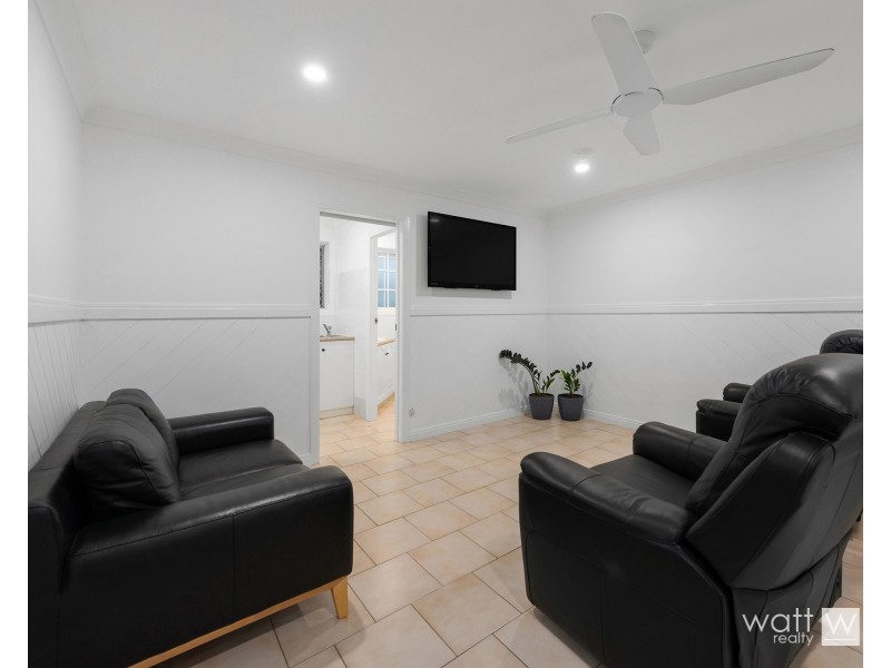 2 Chardonnay Court, Carseldine QLD 4034