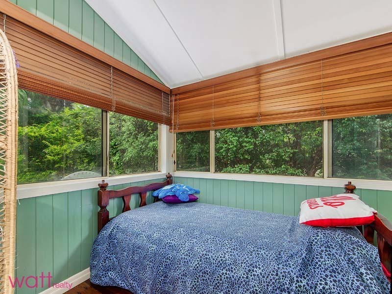 54 Bracken Ridge Road, Sandgate QLD 4017