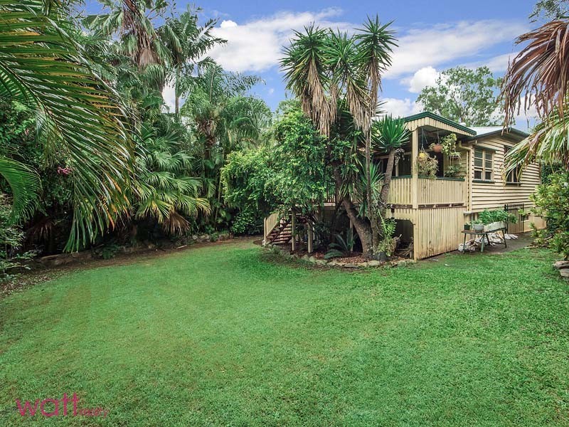 54 Bracken Ridge Road, Sandgate QLD 4017