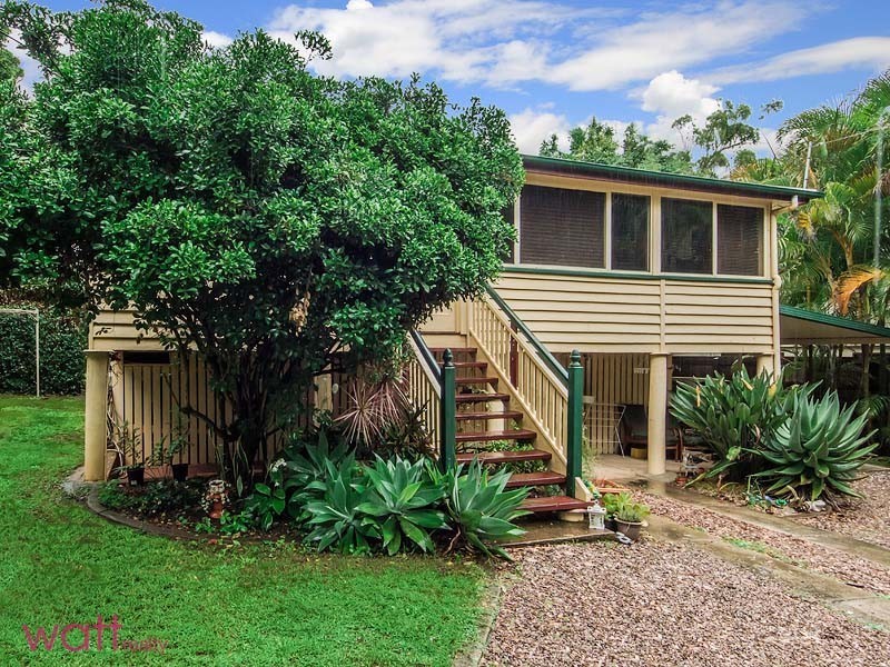 54 Bracken Ridge Road, Sandgate QLD 4017