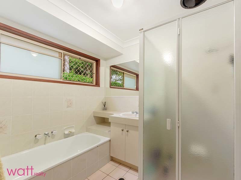 22 Denver Road, Carseldine QLD 4034