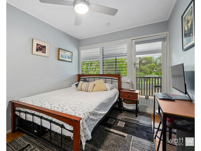 5 Pinnata Court, Everton Hills QLD 4053