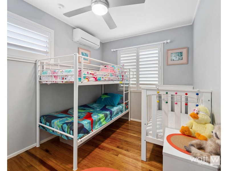 5 Pinnata Court, Everton Hills QLD 4053