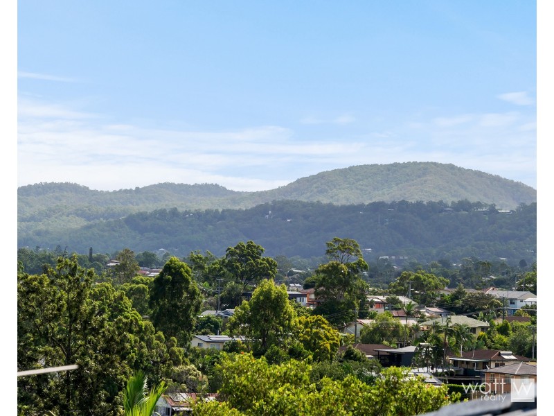 5 Pinnata Court, Everton Hills QLD 4053