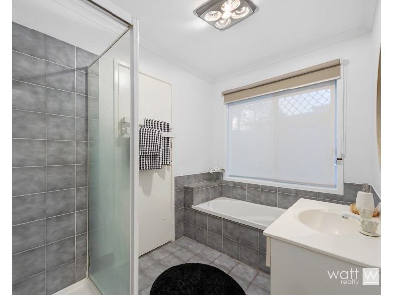 121 Rue Montaigne, Petrie QLD 4502