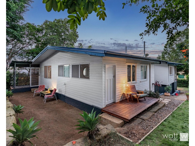 238 Appleby Road, Stafford Heights QLD 4053