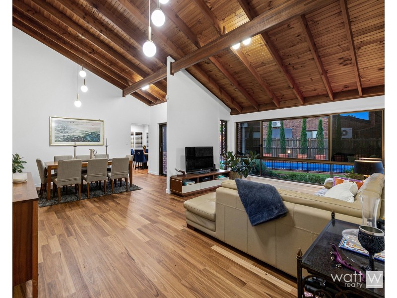 4 Chardonnay Court, Carseldine QLD 4034