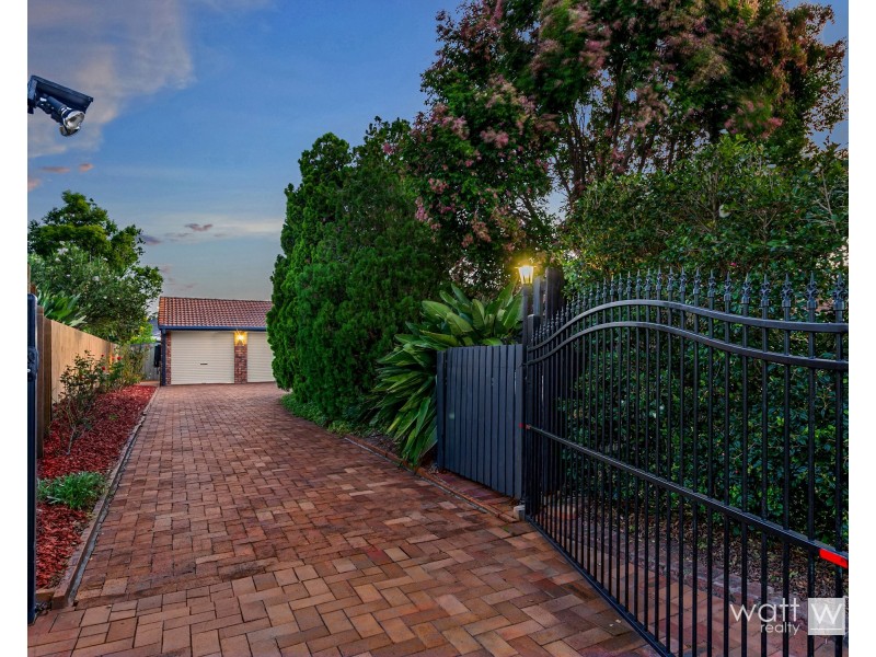 4 Chardonnay Court, Carseldine QLD 4034