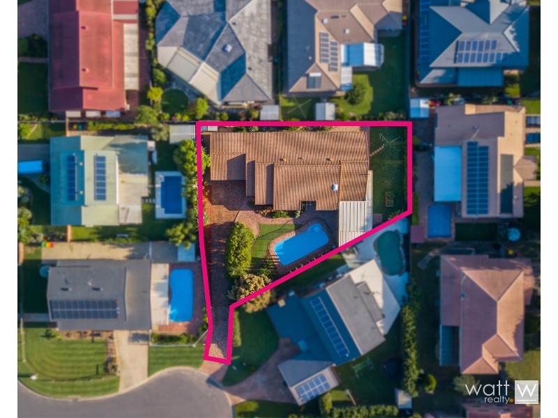 4 Chardonnay Court, Carseldine QLD 4034