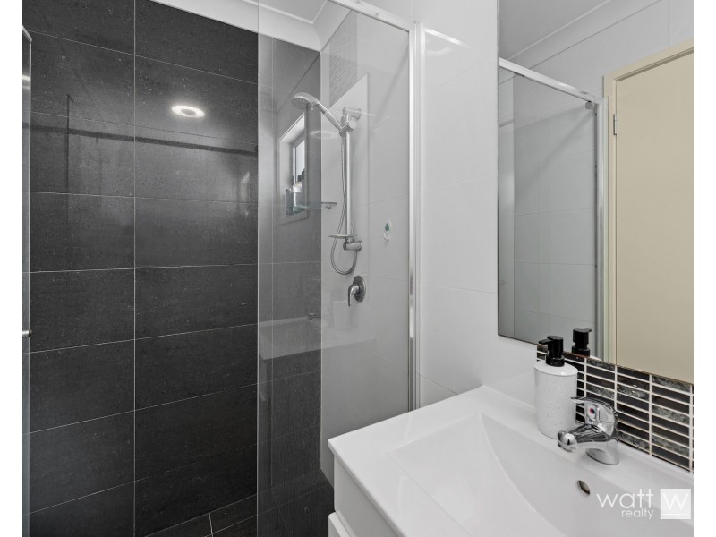 2/30 Henry Street, Chermside QLD 4032