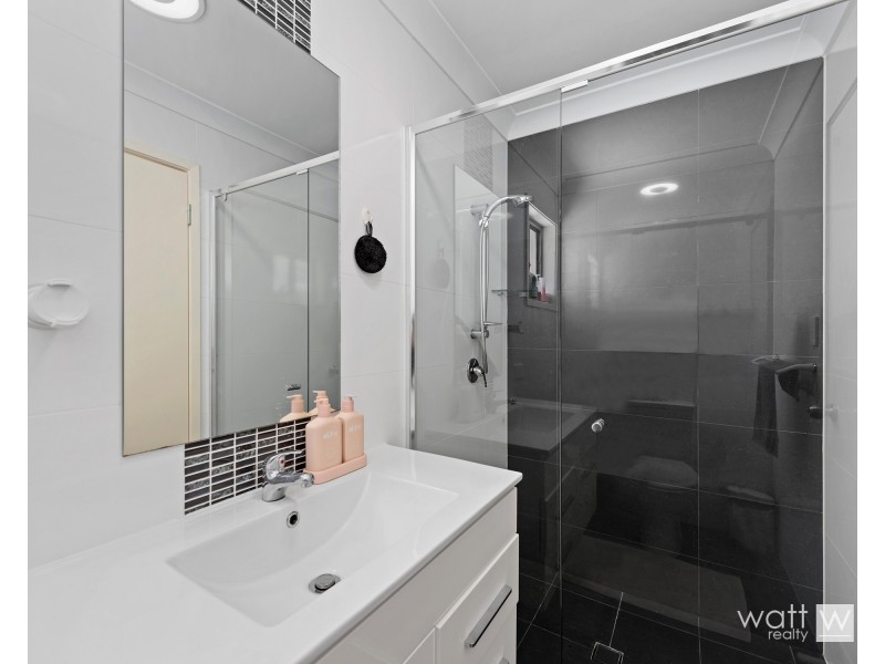 2/30 Henry Street, Chermside QLD 4032