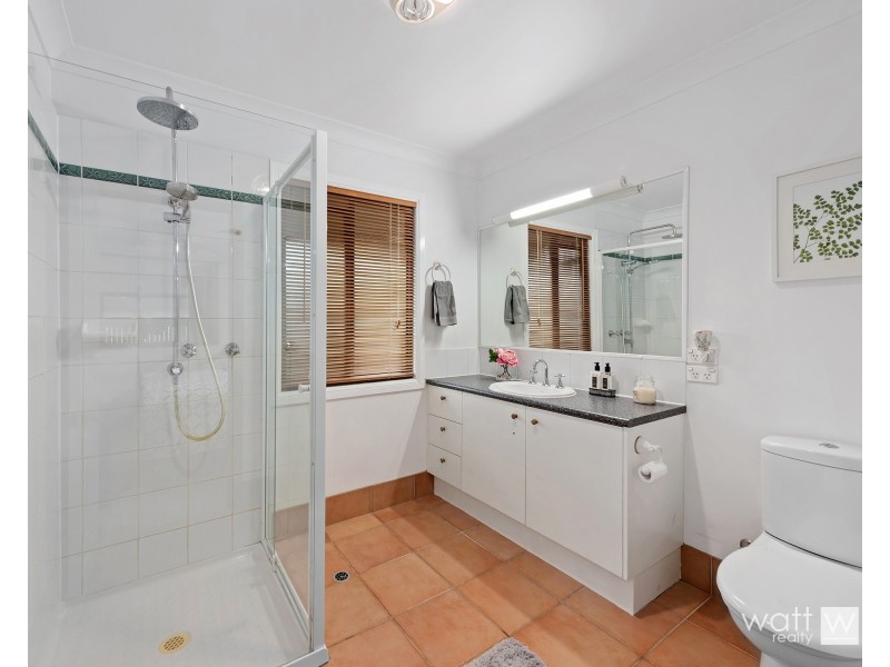30 Ashley Road, Chermside West QLD 4032