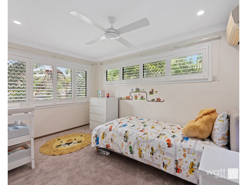 30 Ashley Road, Chermside West QLD 4032