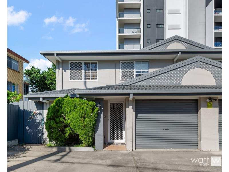 1/125 Farnell Street, Chermside QLD 4032