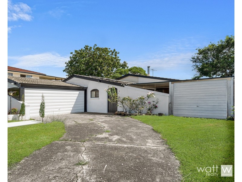 14 Campbell Street, Kallangur QLD 4503