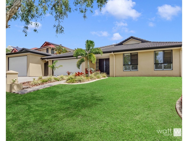 8 Pinehurst Court, Albany Creek QLD 4035