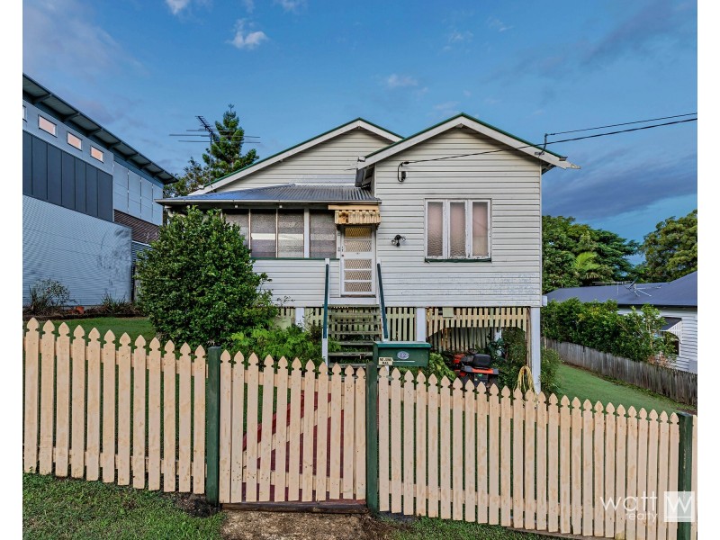 12 Raleigh Parade, Ashgrove QLD 4060