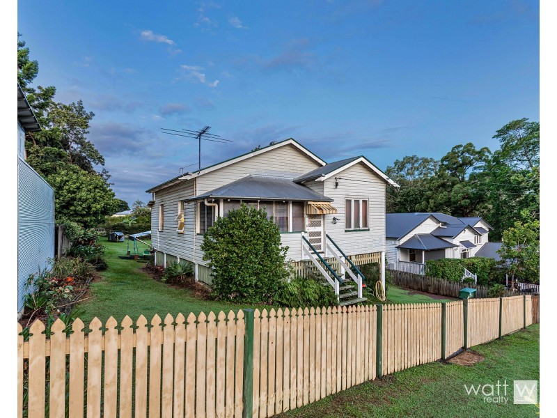 12 Raleigh Parade, Ashgrove QLD 4060