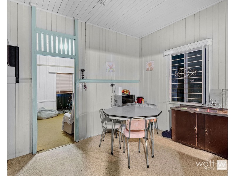 12 Raleigh Parade, Ashgrove QLD 4060