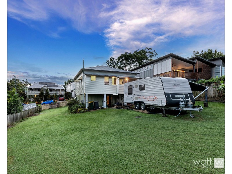 12 Raleigh Parade, Ashgrove QLD 4060