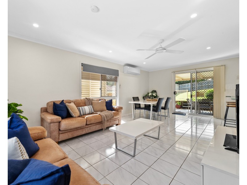 86 Faheys Road West, Albany Creek QLD 4035