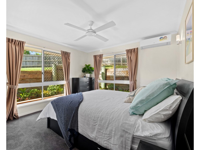 86 Faheys Road West, Albany Creek QLD 4035