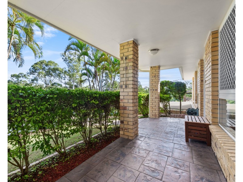 86 Faheys Road West, Albany Creek QLD 4035