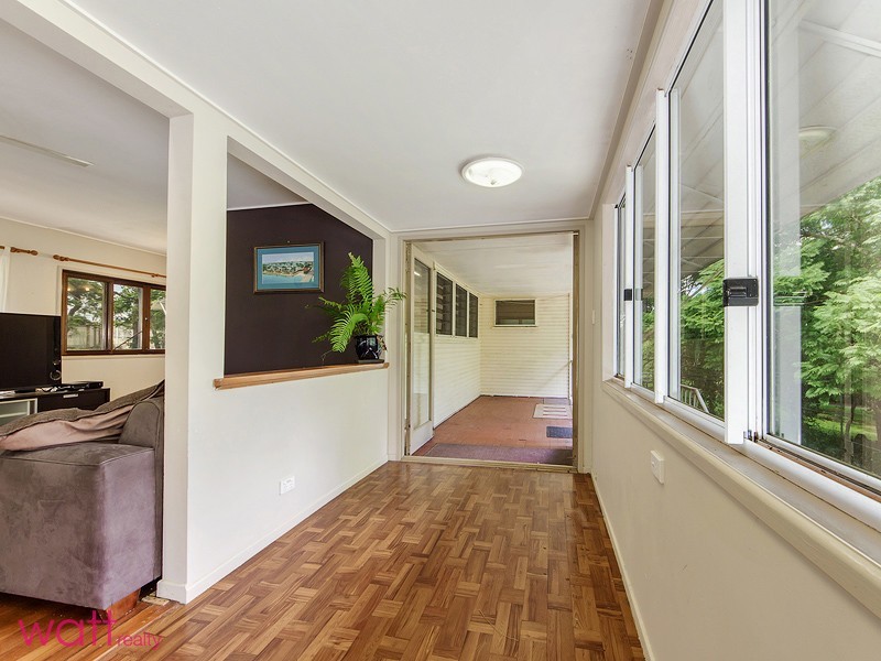 40 Priestley Road, Bridgeman Downs QLD 4035