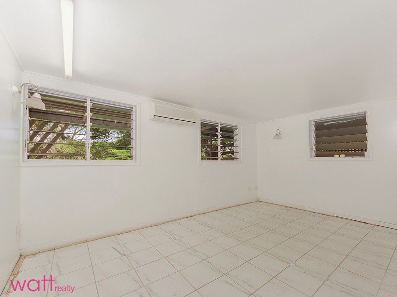 40 Priestley Road, Bridgeman Downs QLD 4035