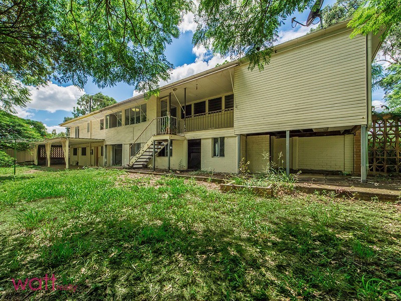 40 Priestley Road, Bridgeman Downs QLD 4035