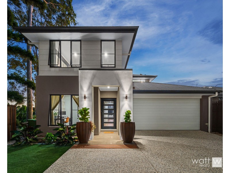 5 Needham Place, Bridgeman Downs QLD 4035