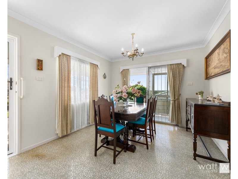 24 Graymond Street, Chermside West QLD 4032