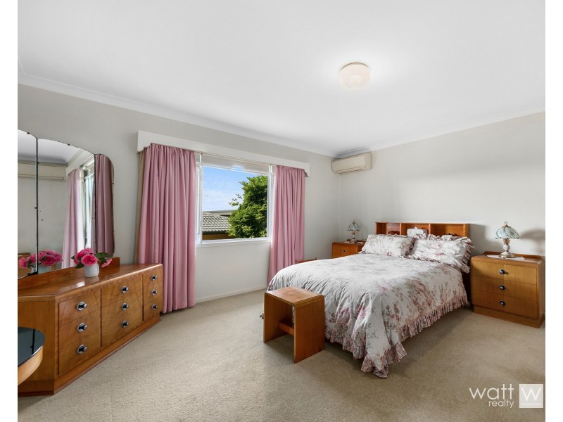 24 Graymond Street, Chermside West QLD 4032