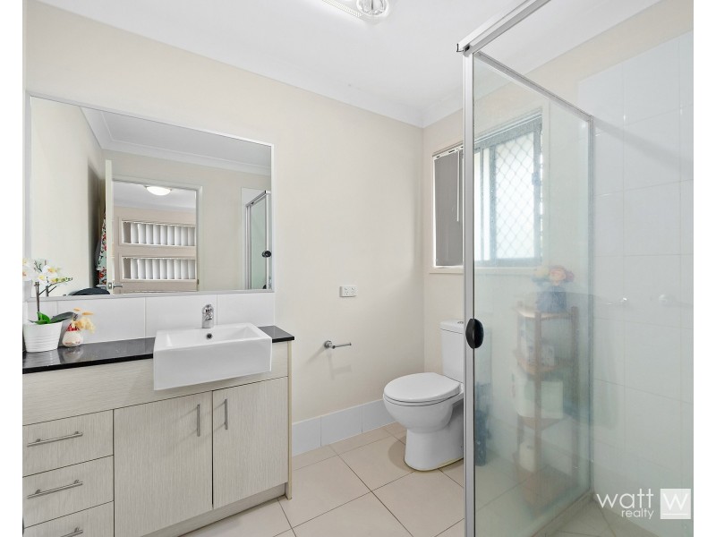 2 Nullarbor Circuit, North Lakes QLD 4509