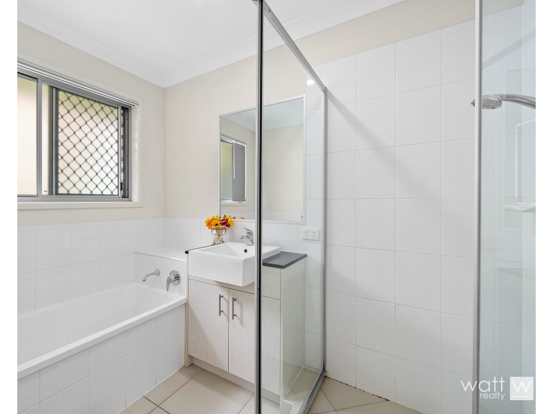2 Nullarbor Circuit, North Lakes QLD 4509