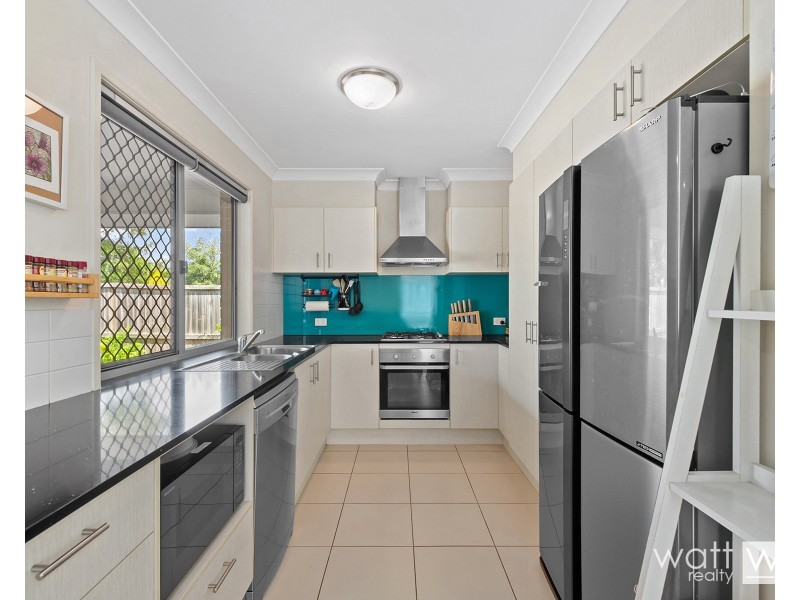 2 Nullarbor Circuit, North Lakes QLD 4509