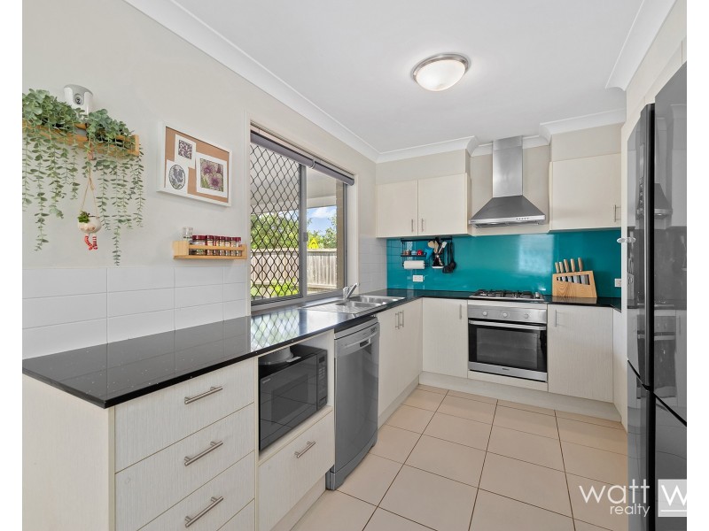 2 Nullarbor Circuit, North Lakes QLD 4509