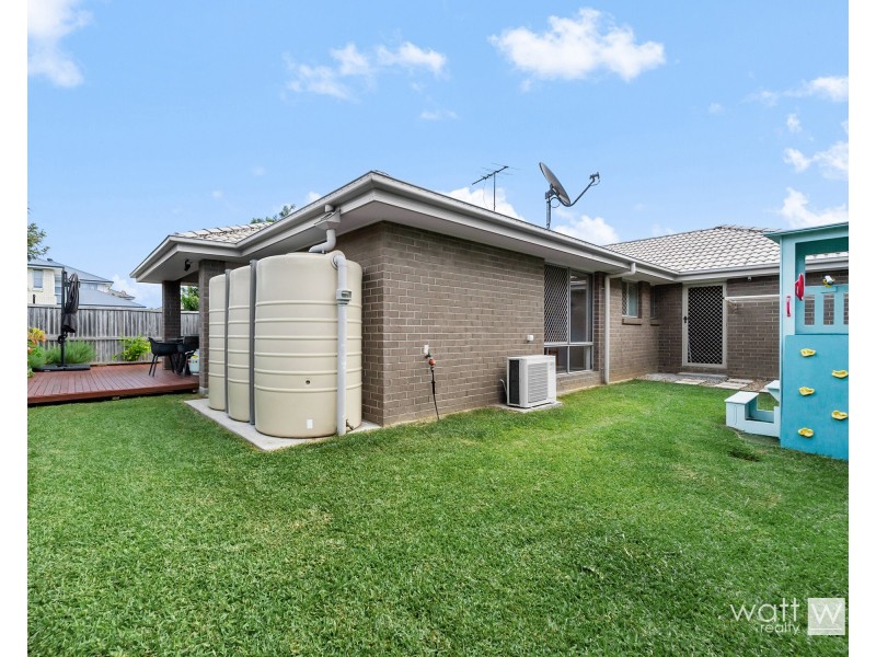 2 Nullarbor Circuit, North Lakes QLD 4509