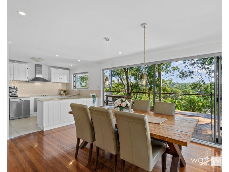 17 Hutton Road, Ferny Hills QLD 4055