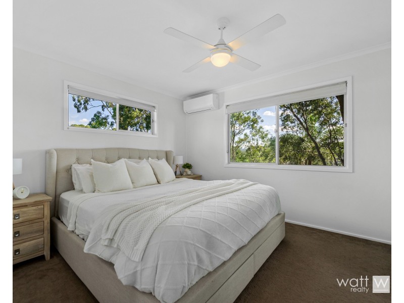 17 Hutton Road, Ferny Hills QLD 4055