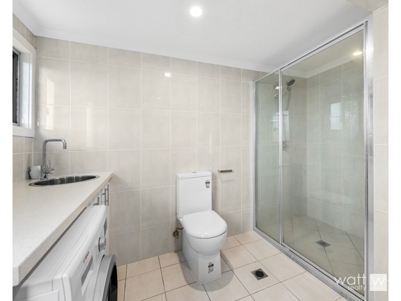 17 Hutton Road, Ferny Hills QLD 4055