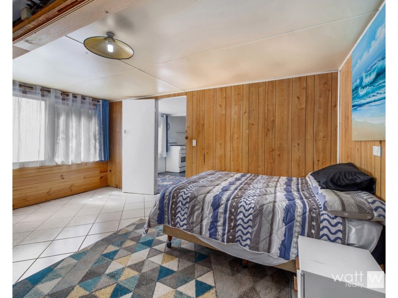 44 Palm Avenue, Shorncliffe QLD 4017