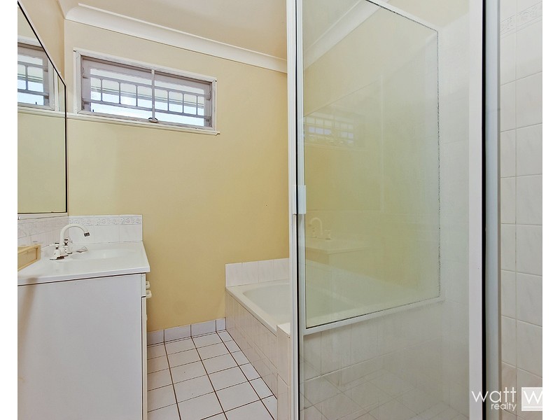 35 Hutton Road, Aspley QLD 4034