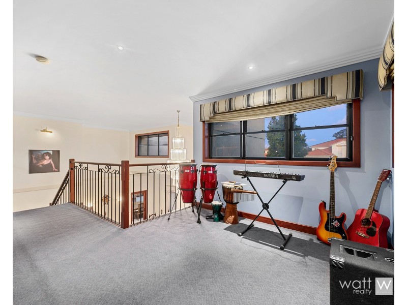 166 Bangalow Street, Bridgeman Downs QLD 4035