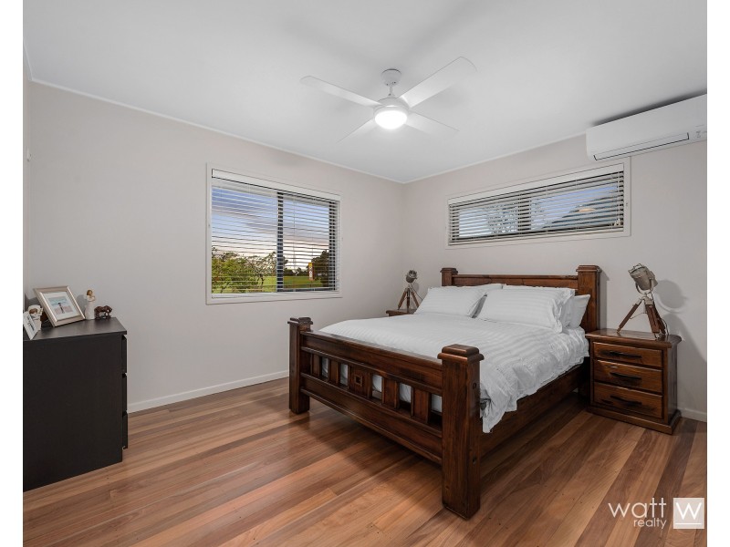 16 Finch Street, Stafford Heights QLD 4053